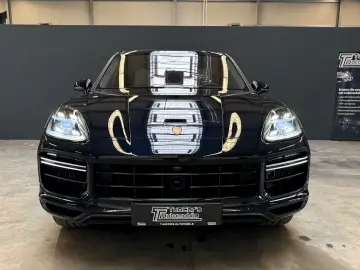 PORSCHE Cayenne Turbo Matrix Keramik Bose HuD Panorama