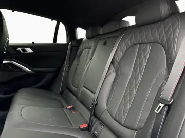 BMW X6 40i M SPORT PRO DAPr 360  Pan AHK