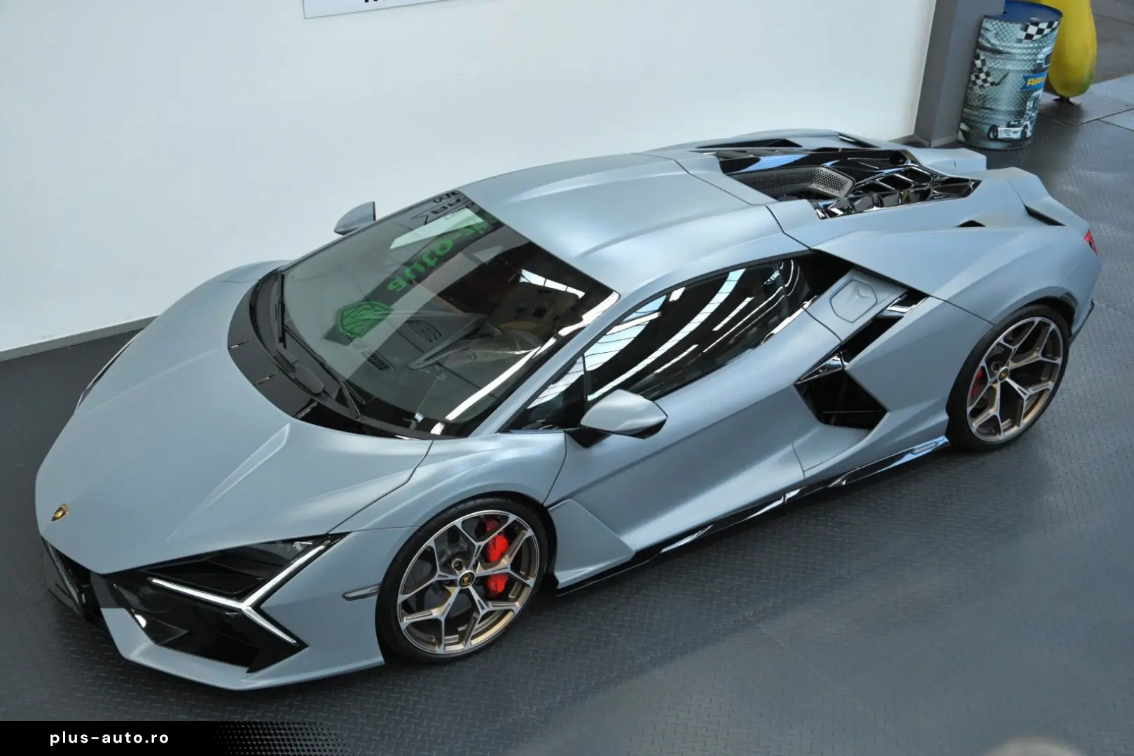 LAMBORGHINI Revuelto CARBON LIFT ADPERSONAM STYLE PASS.DISPL