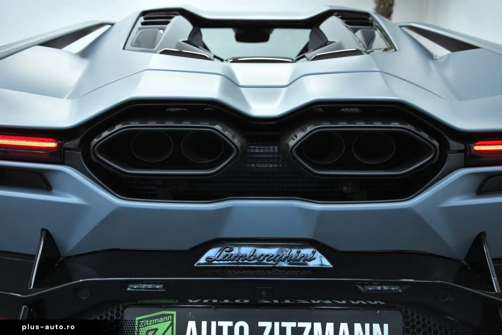 LAMBORGHINI Revuelto CARBON LIFT ADPERSONAM STYLE PASS.DISPL