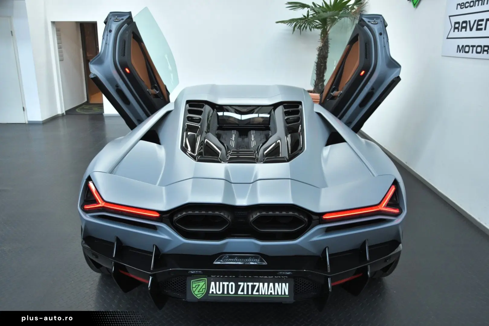 LAMBORGHINI Revuelto CARBON LIFT ADPERSONAM STYLE PASS.DISPL