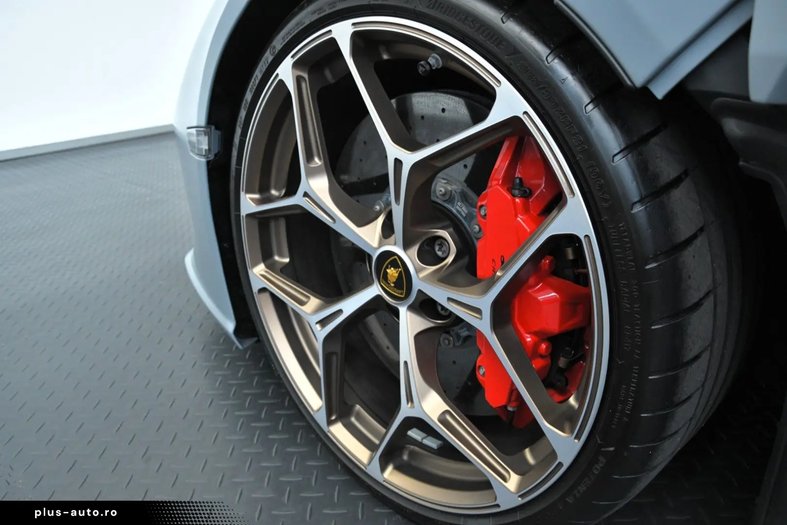 LAMBORGHINI Revuelto CARBON LIFT ADPERSONAM STYLE PASS.DISPL
