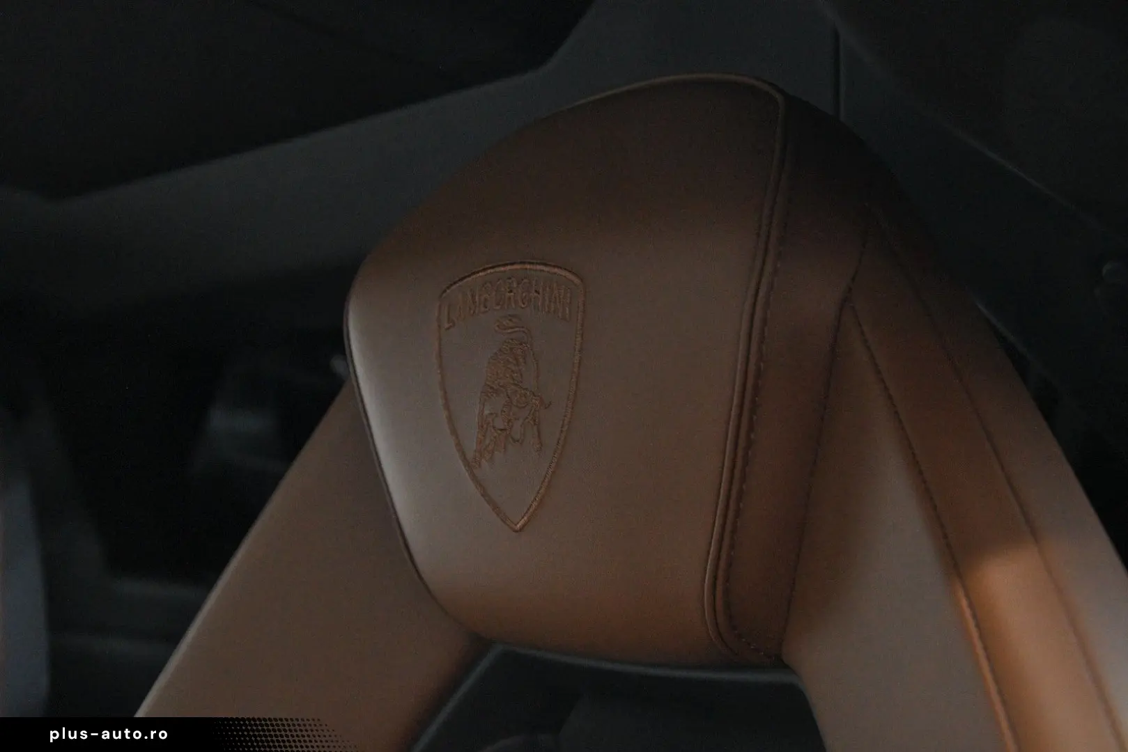 LAMBORGHINI Revuelto CARBON LIFT ADPERSONAM STYLE PASS.DISPL
