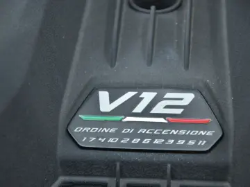LAMBORGHINI Revuelto CARBON LIFT ADPERSONAM STYLE PASS.DISPL