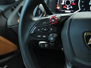 LAMBORGHINI Revuelto CARBON LIFT ADPERSONAM STYLE PASS.DISPL