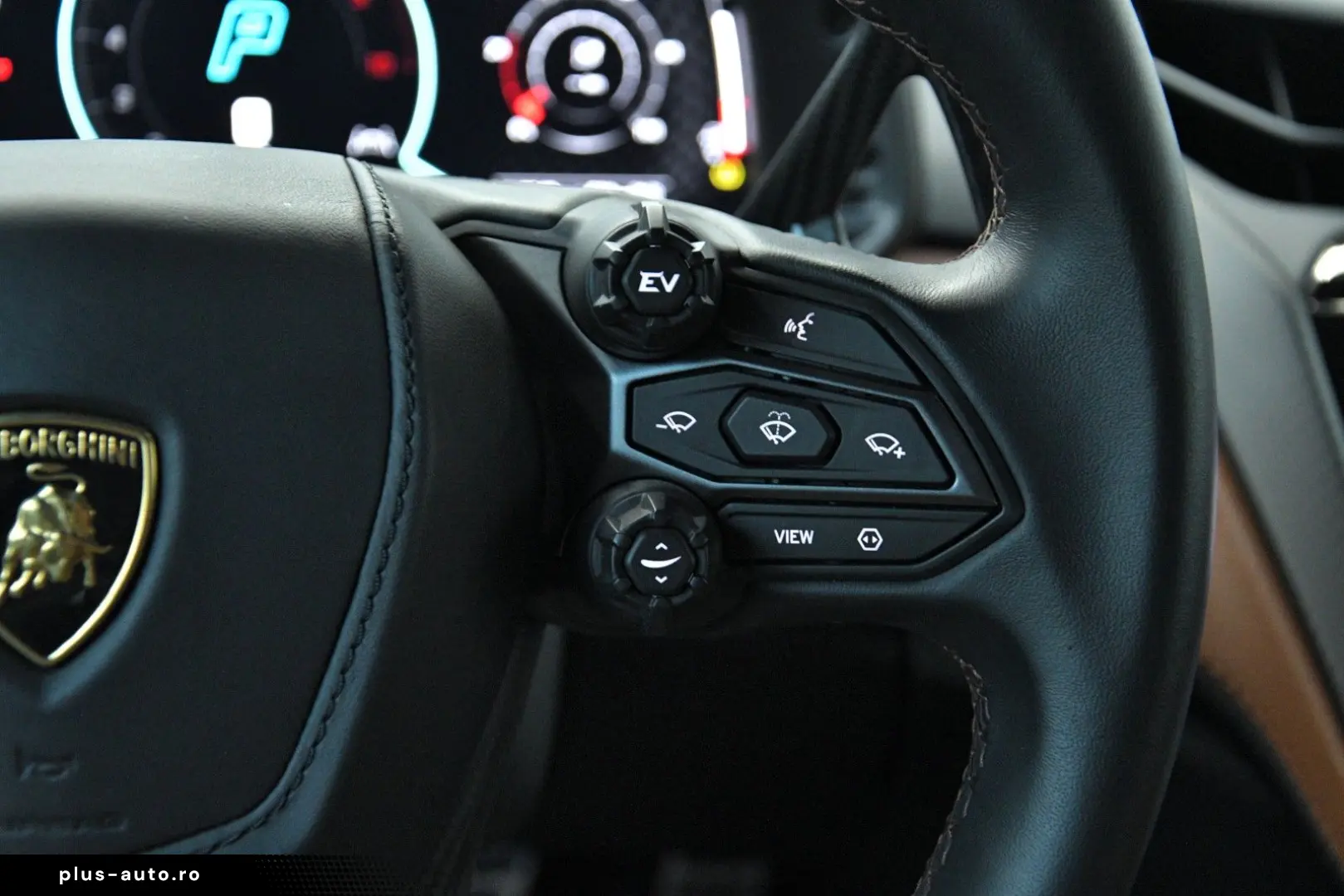 LAMBORGHINI Revuelto CARBON LIFT ADPERSONAM STYLE PASS.DISPL