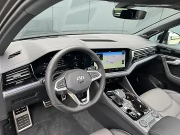 VW Touareg R-Line 3.0 TDI 4MOTION  AHK  Adaptivfwk.
