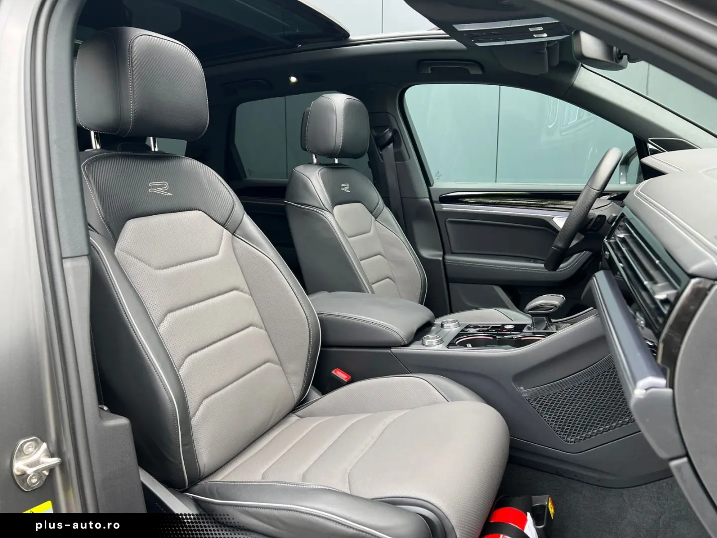 VW Touareg R-Line 3.0 TDI 4MOTION  AHK  Adaptivfwk.