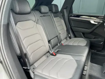 VW Touareg R-Line 3.0 TDI 4MOTION  AHK  Adaptivfwk.