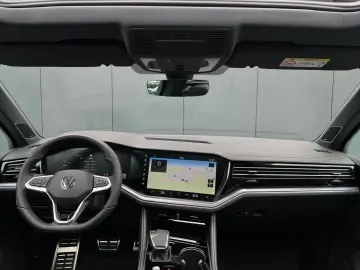 VW Touareg R-Line 3.0 TDI 4MOTION  AHK  Adaptivfwk.