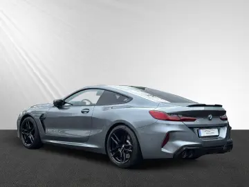 BMW M8 Competition Carbon innen&aussen Drivers HUD