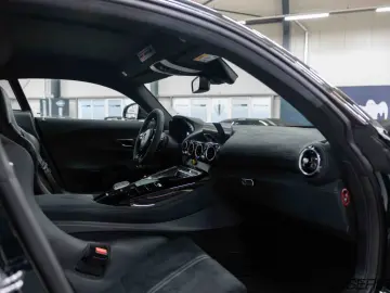 MERCEDES-BENZ AMG GT Black Series   Smaragdgrün
