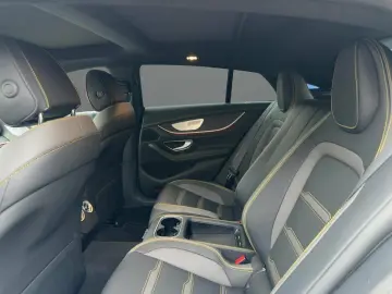 MERCEDES-BENZ GT 43 4M Pano Massage Distr KeyG V8Sty&hellip;