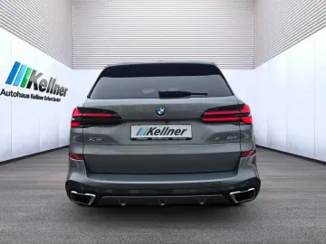 BMW X5  xDrive30d M Sport AHK HEAD-UP PANO H&K