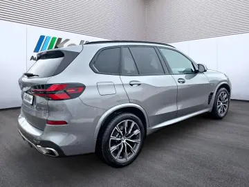 BMW X5  xDrive30d M Sport AHK HEAD-UP PANO H&K