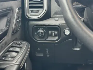 DODGE RAM 1500 6.2l V8 TRX   LPG   NAP Klappenauspuff