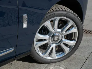 ROLLS ROYCE Cullinan