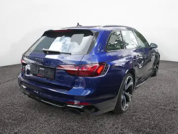 AUDI RS4 Avant 2.9 TFSI quattro B&O MATRIX-LED 360