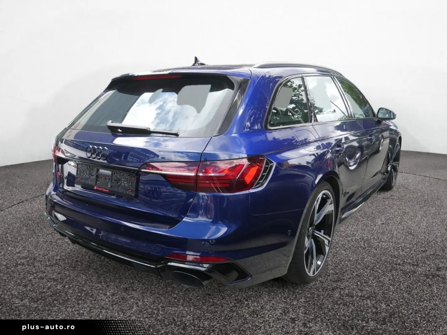 AUDI RS4 Avant 2.9 TFSI quattro B&O MATRIX-LED 360
