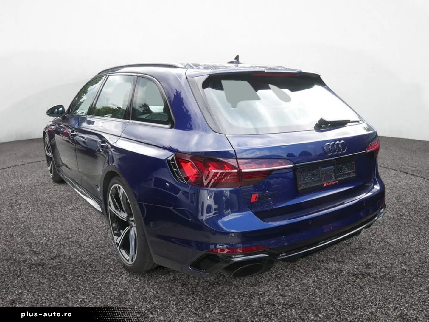 AUDI RS4 Avant 2.9 TFSI quattro B&O MATRIX-LED 360