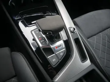 AUDI RS4 Avant 2.9 TFSI quattro B&O MATRIX-LED 360