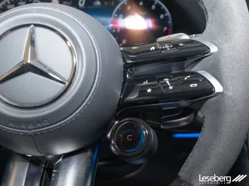 MERCEDES-BENZ G 63 AMG Superior Multibeam Distro. Ni…