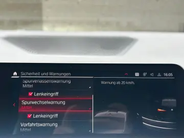BMW M4 Competition Laser ACC 360 HUD CarbonSitze H K