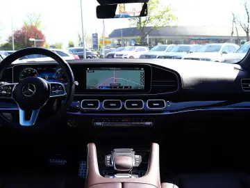 MERCEDES-BENZ GLS 400 d 4M AMG 7 SITZ DISTR PANO KAM…
