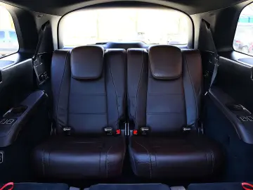 MERCEDES-BENZ GLS 400 d 4M AMG 7 SITZ DISTR PANO KAM…