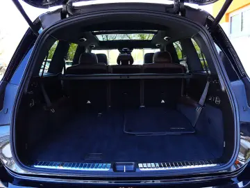 MERCEDES-BENZ GLS 400 d 4M AMG 7 SITZ DISTR PANO KAM…