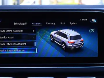 MERCEDES-BENZ GLS 400 d 4M AMG 7 SITZ DISTR PANO KAM…