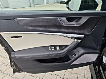 AUDI RS6 1.Hd Performance B&O Pano ACC Luft AHK HUD