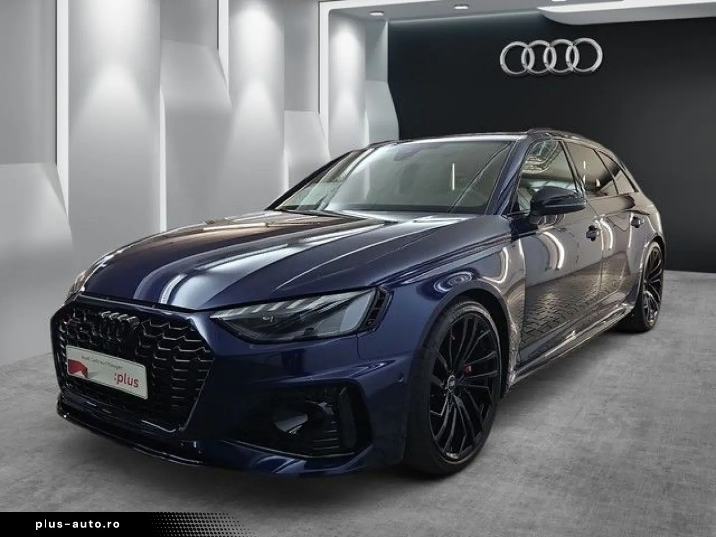 AUDI RS 4 Avant MATRIX LED LEDER KAMERA PANO NAVI VIR
