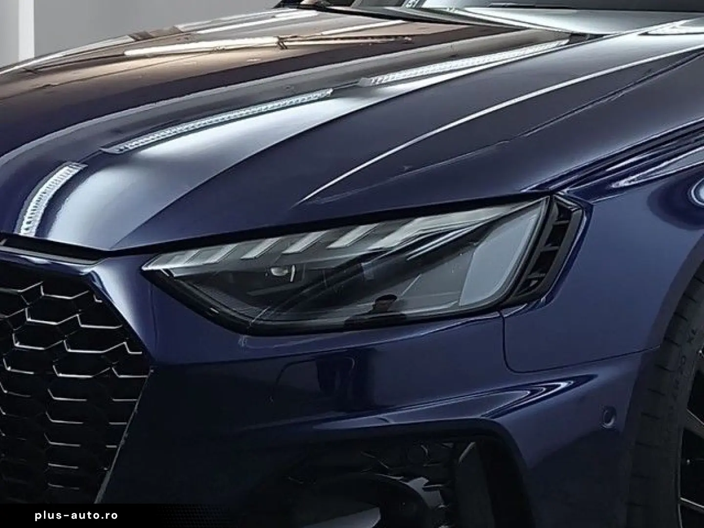 AUDI RS 4 Avant MATRIX LED LEDER KAMERA PANO NAVI VIR