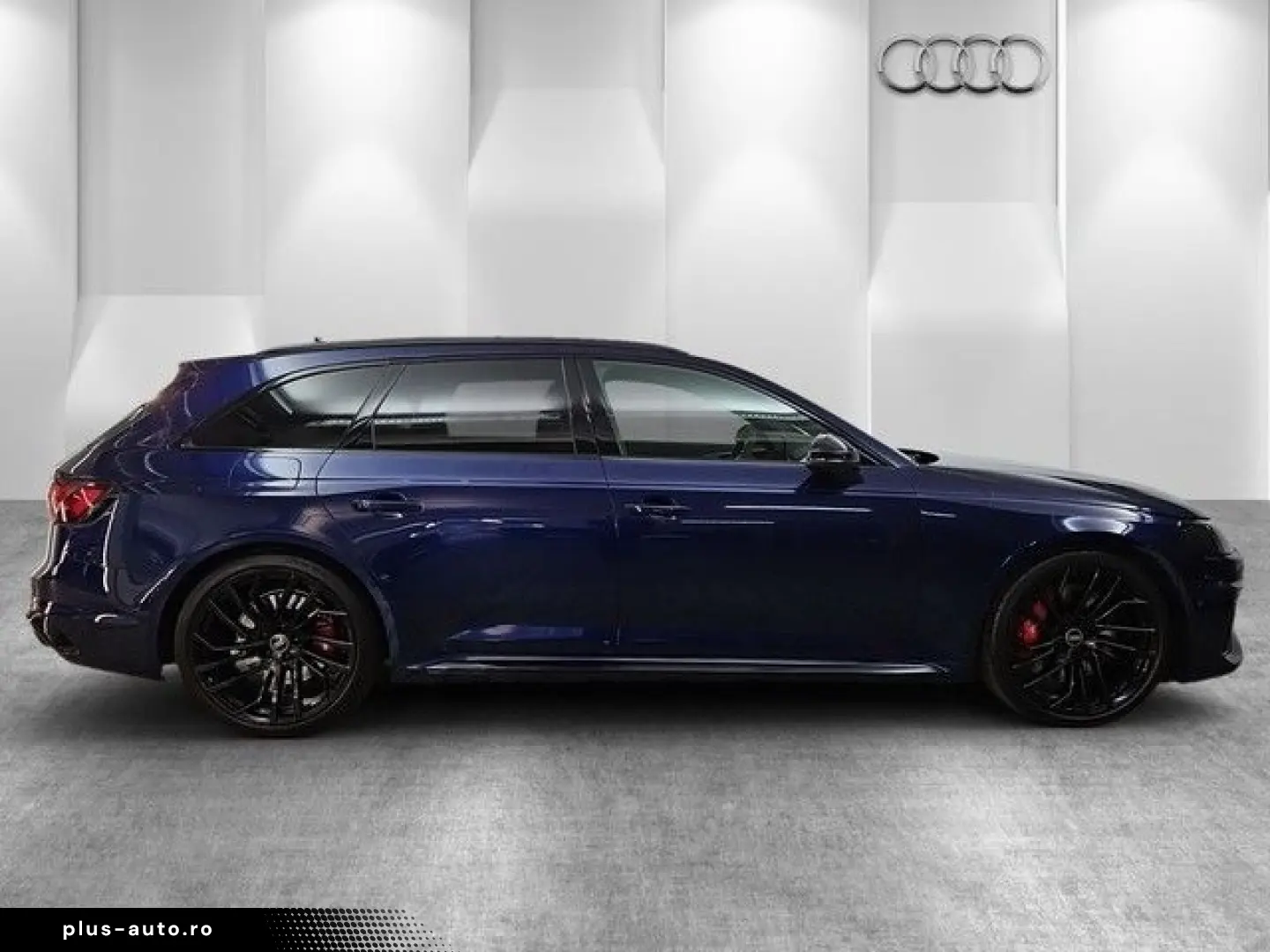 AUDI RS 4 Avant MATRIX LED LEDER KAMERA PANO NAVI VIR