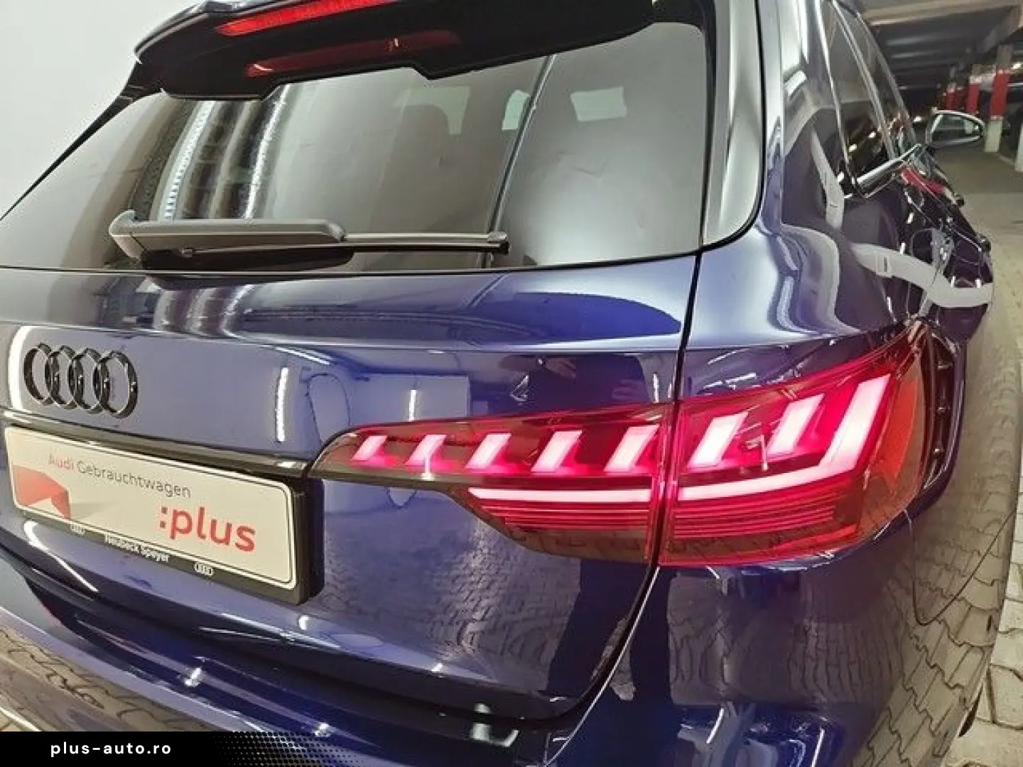 AUDI RS 4 Avant MATRIX LED LEDER KAMERA PANO NAVI VIR
