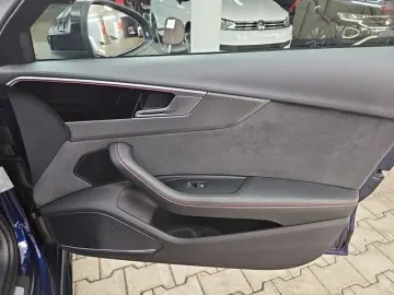 AUDI RS 4 Avant MATRIX LED LEDER KAMERA PANO NAVI VIR