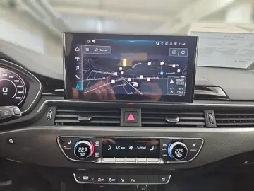 AUDI RS 4 Avant MATRIX LED LEDER KAMERA PANO NAVI VIR