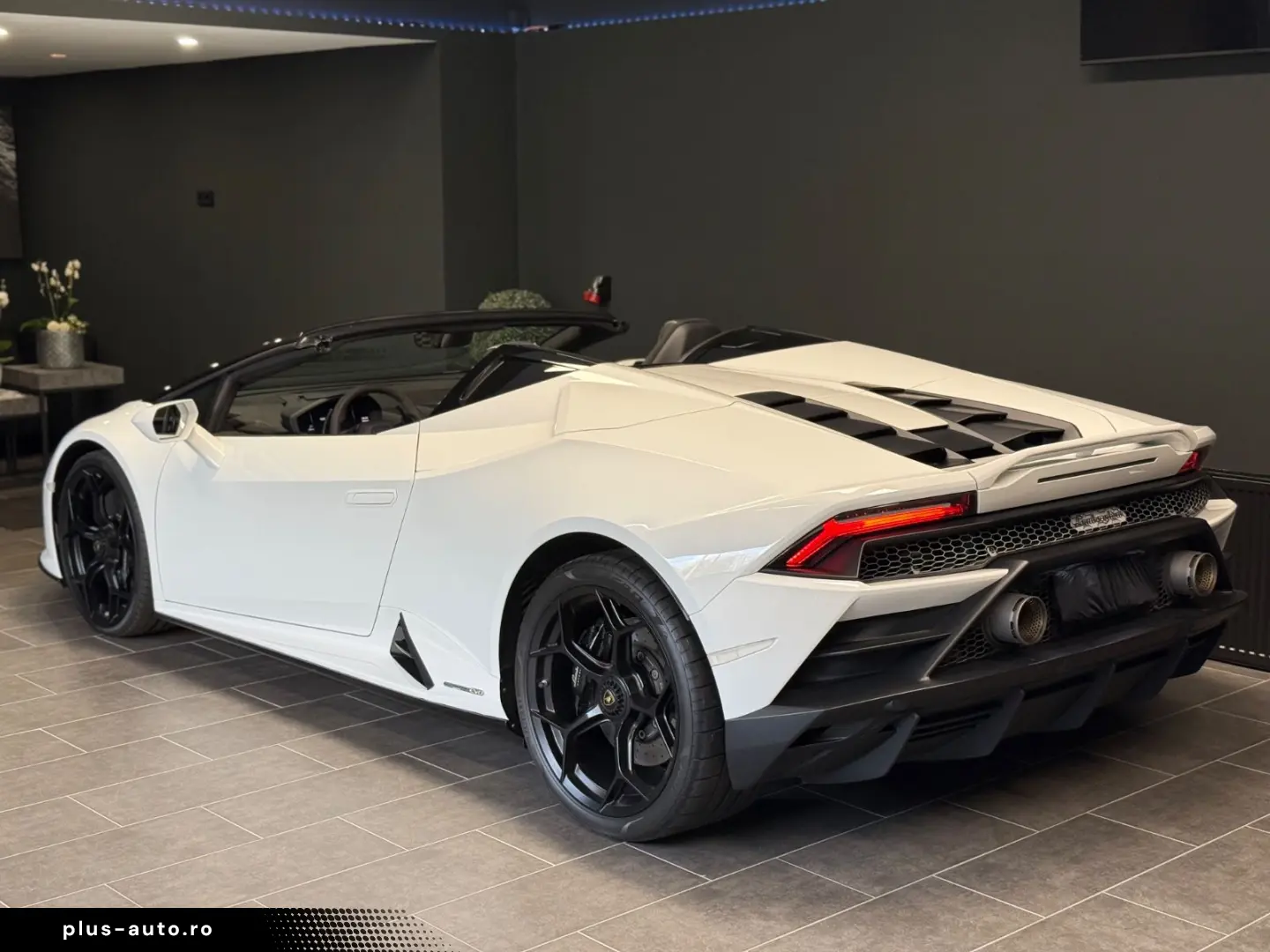 LAMBORGHINI Huracán EVO Spyder  Kamera  Lift  Car Play  Navi