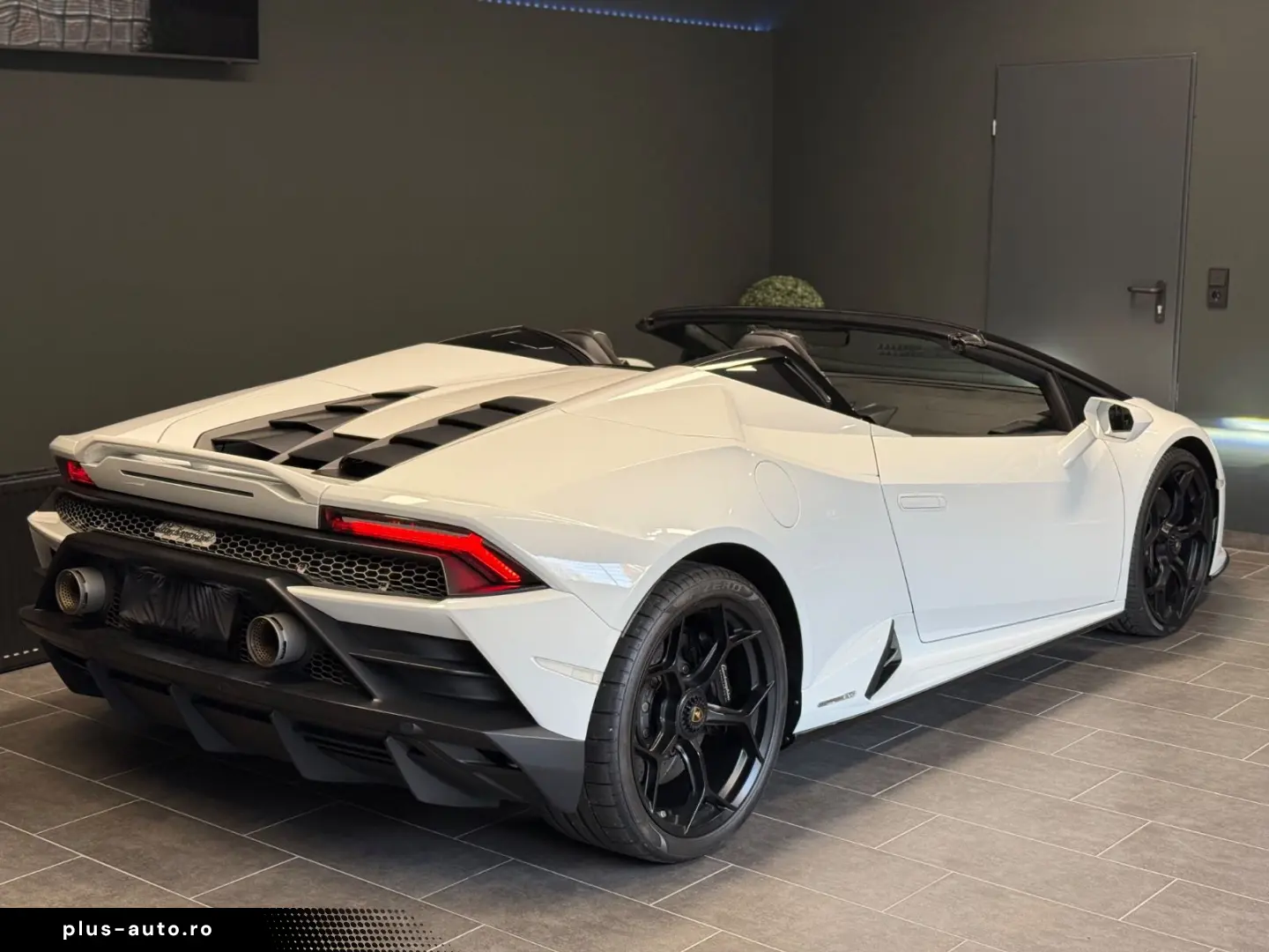 LAMBORGHINI Huracán EVO Spyder  Kamera  Lift  Car Play  Navi