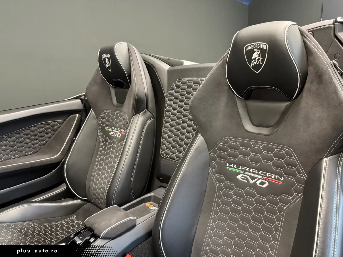 LAMBORGHINI Huracán EVO Spyder  Kamera  Lift  Car Play  Navi