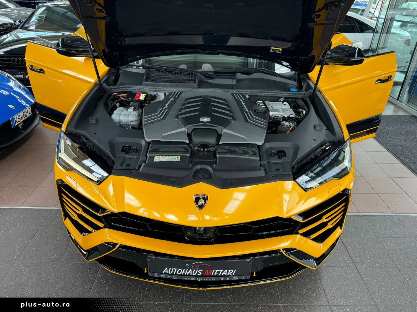 LAMBORGHINI Urus Carbon Q-Citura Pano B&O HUD Ambiente 23