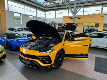 LAMBORGHINI Urus Carbon Q-Citura Pano B&O HUD Ambiente 23