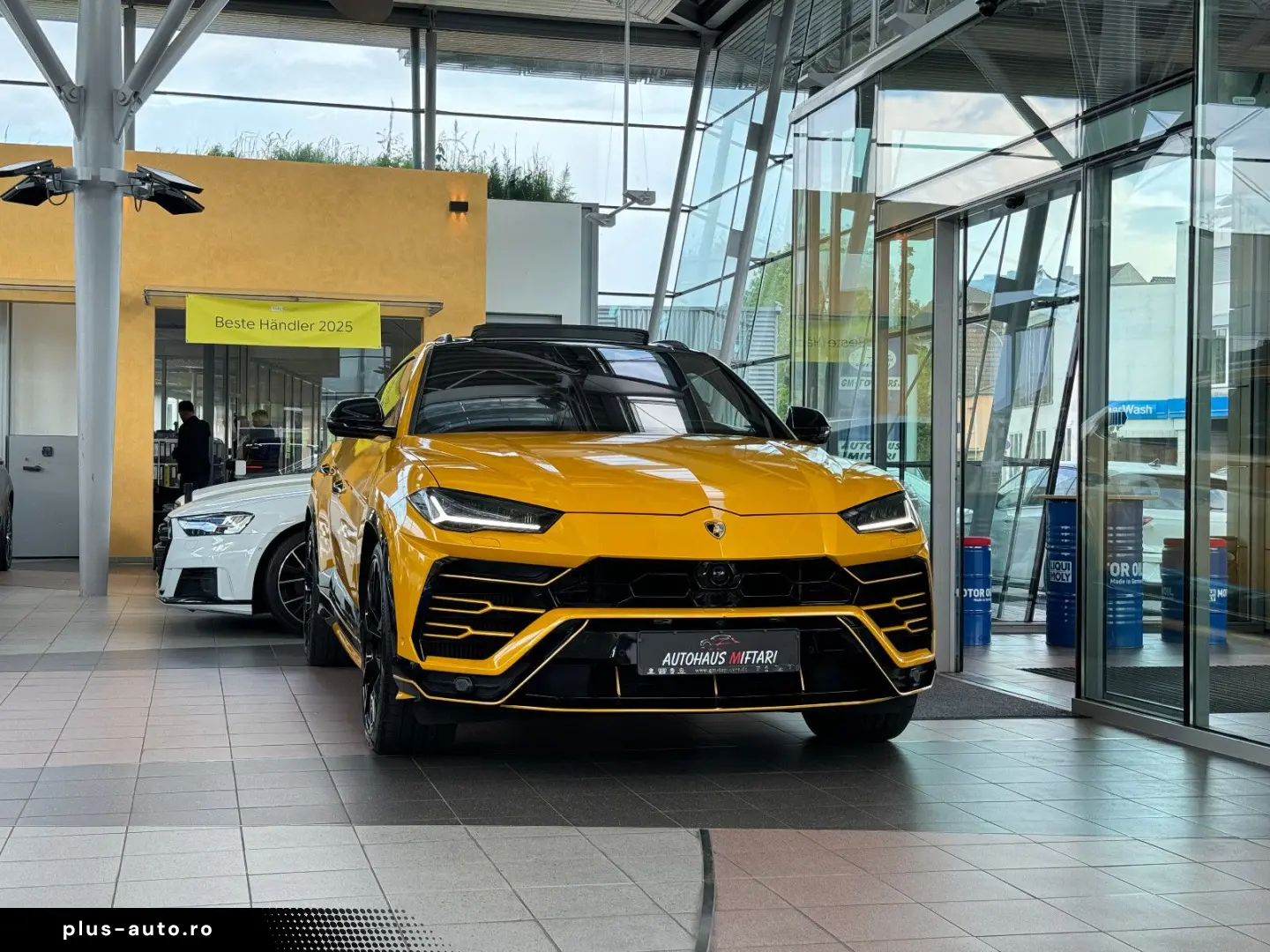 LAMBORGHINI Urus Carbon Q-Citura Pano B&O HUD Ambiente 23