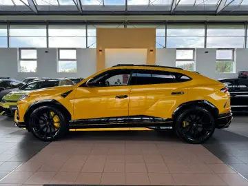 LAMBORGHINI Urus Carbon Q-Citura Pano B&O HUD Ambiente 23