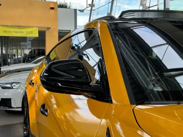 LAMBORGHINI Urus Carbon Q-Citura Pano B&O HUD Ambiente 23