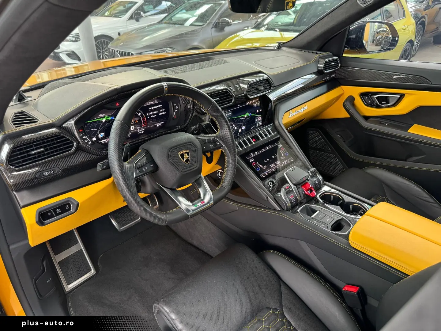 LAMBORGHINI Urus Carbon Q-Citura Pano B&O HUD Ambiente 23