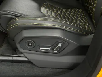 LAMBORGHINI Urus Carbon Q-Citura Pano B&O HUD Ambiente 23