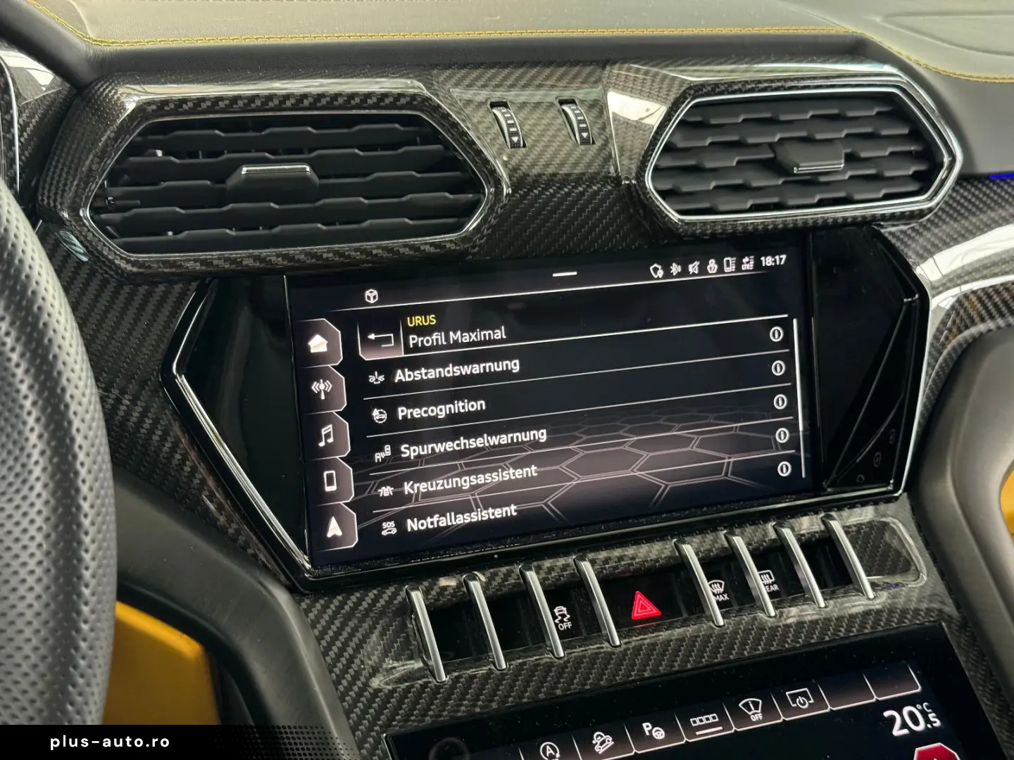 LAMBORGHINI Urus Carbon Q-Citura Pano B&O HUD Ambiente 23