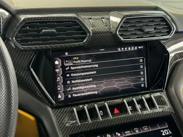 LAMBORGHINI Urus Carbon Q-Citura Pano B&O HUD Ambiente 23